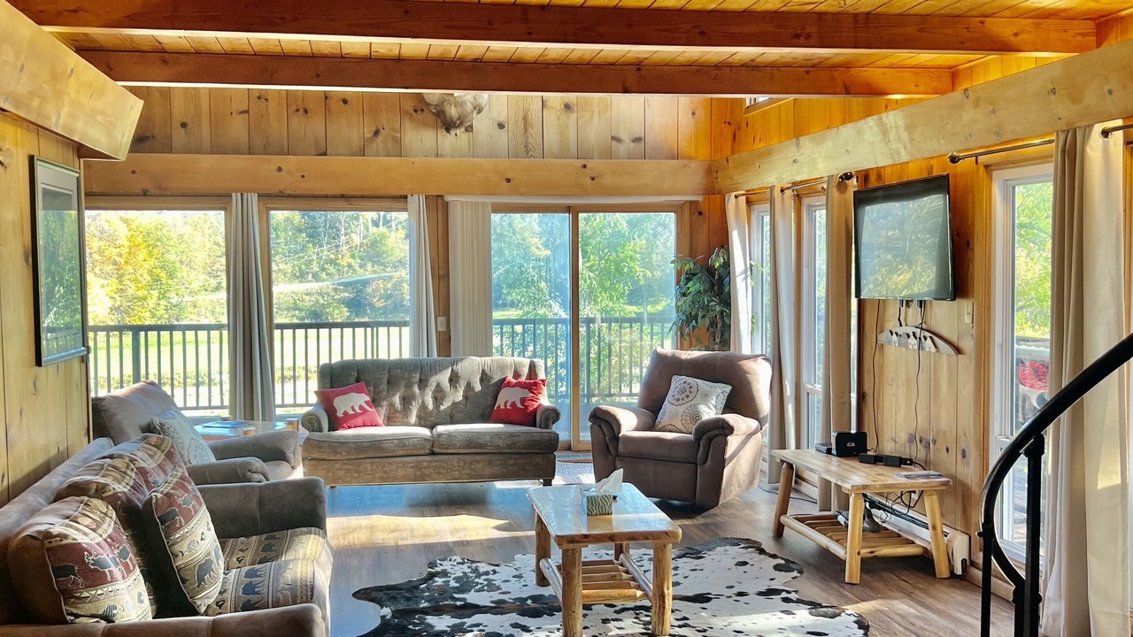 Photo of Livingroom in Decorah