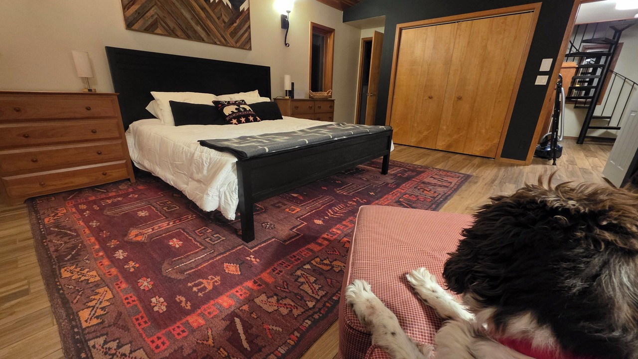Photo of Bedroom in Twin Lakes
