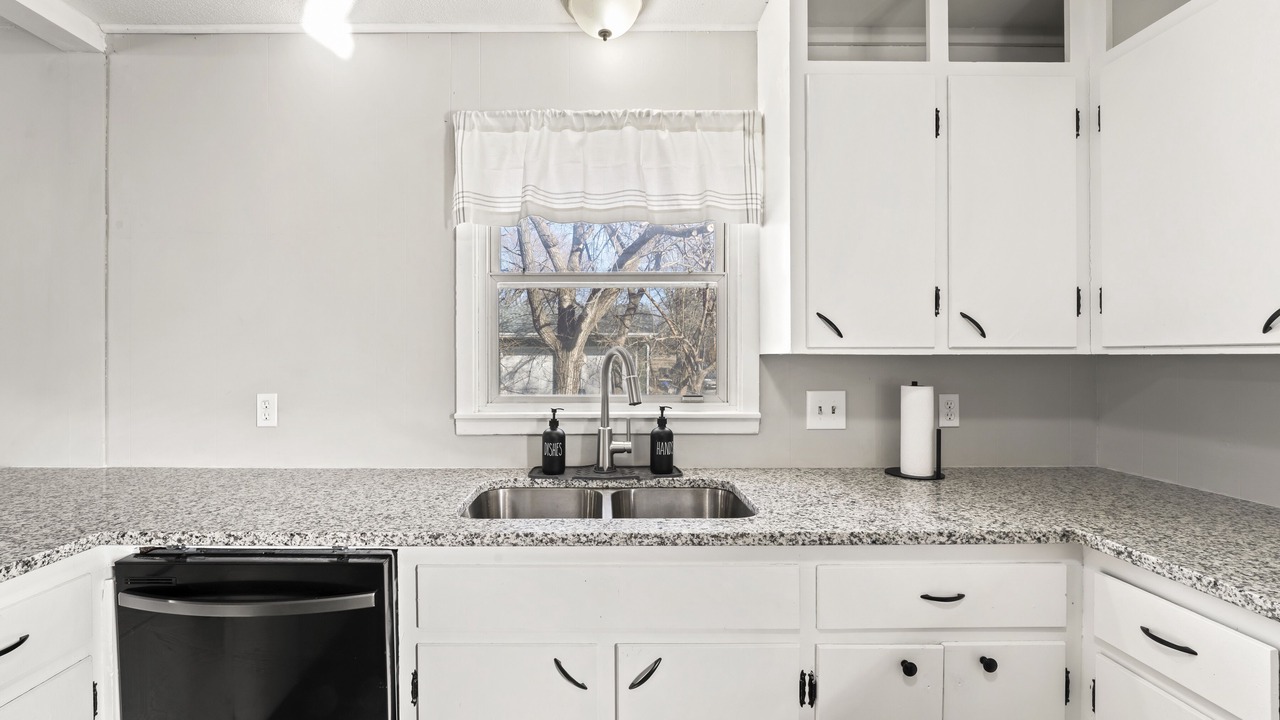Photo of Kitchen in Baldwin City