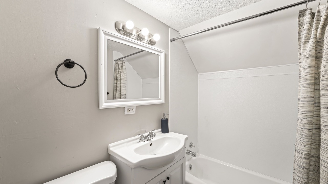 Photo of Bathroom in Baldwin City