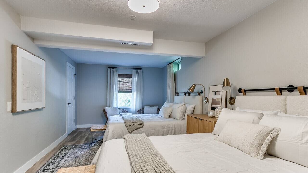Photo of Bedroom in Des Moines