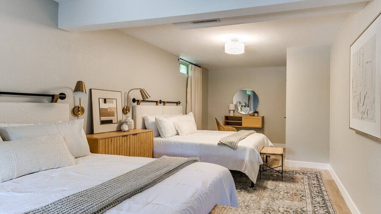 Photo of Bedroom in Des Moines
