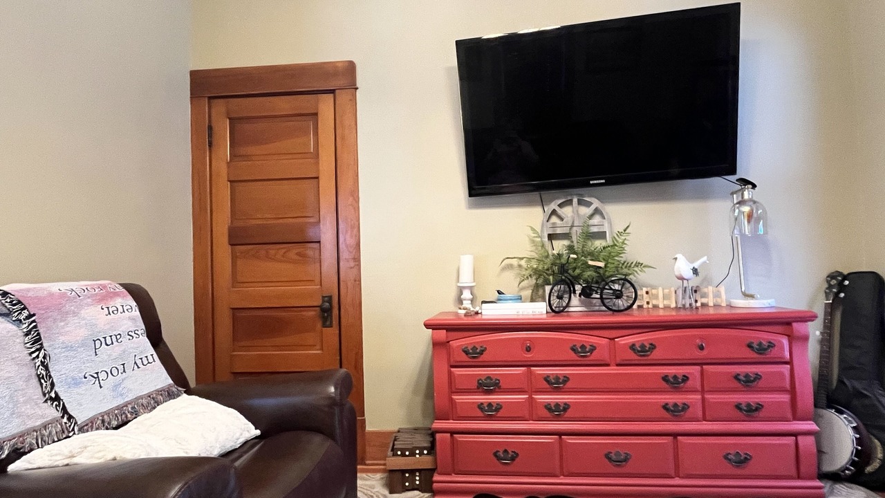 Photo of Bedroom in Salina
