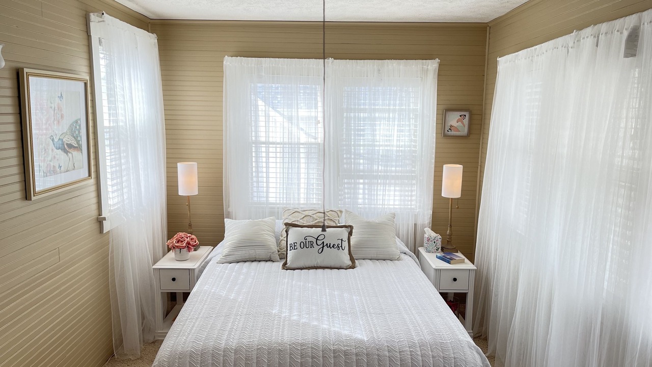 Photo of Bedroom in Salina