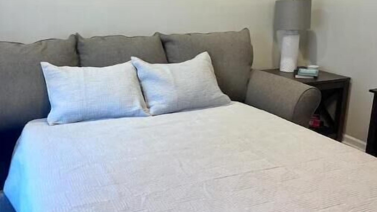 Photo of Bedroom in Prairie Village