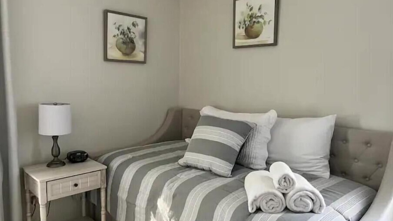 Photo of Bedroom in Prairie Village