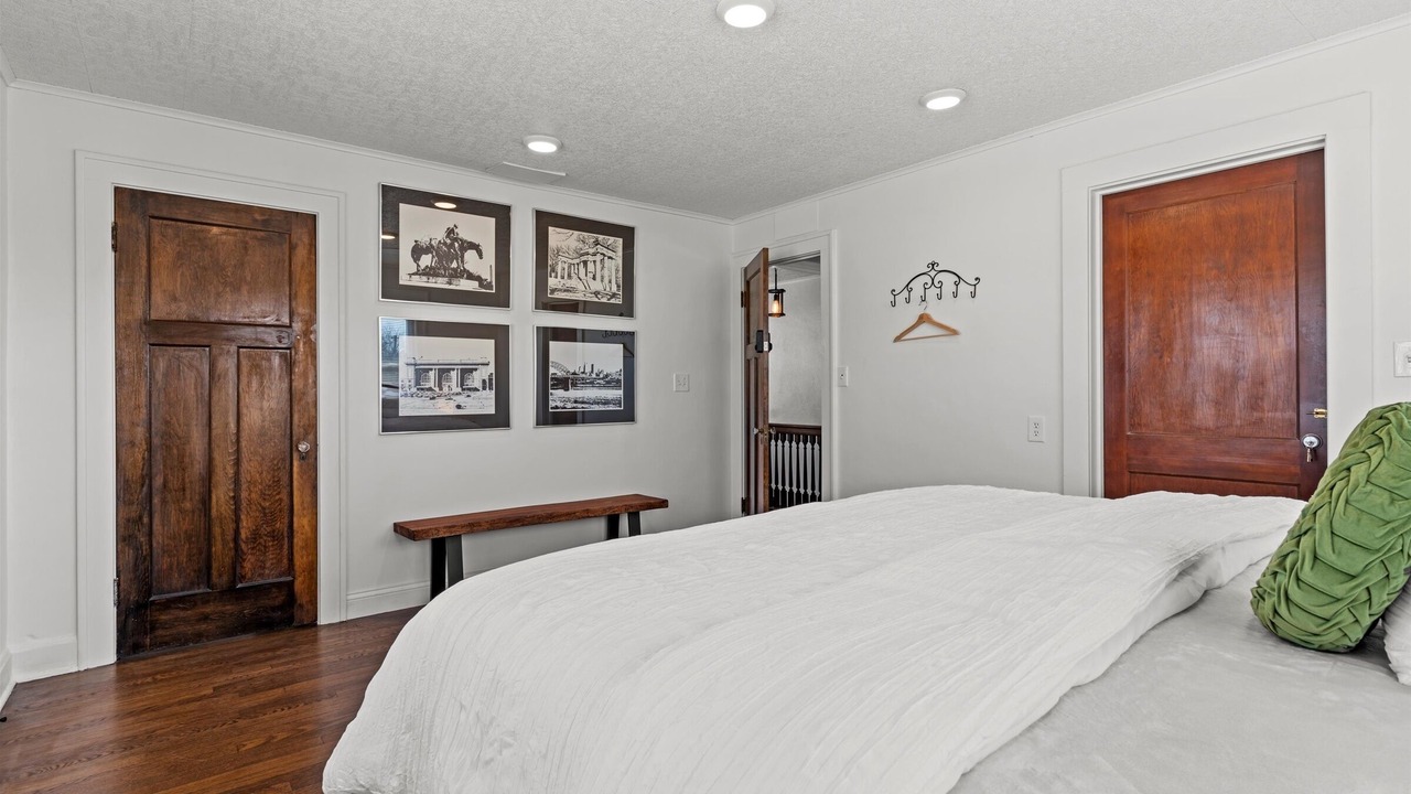 Photo of Bedroom in South Kansas City