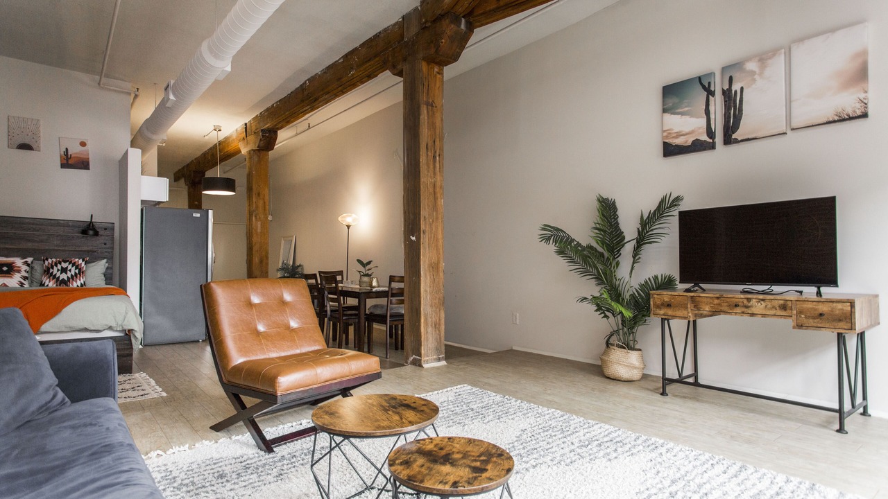 Photo of Livingroom in River Market