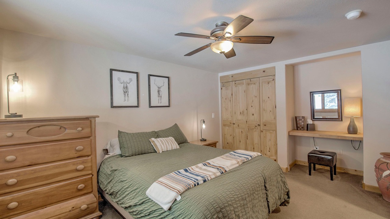 Photo of Bedroom in Valley of the Sun