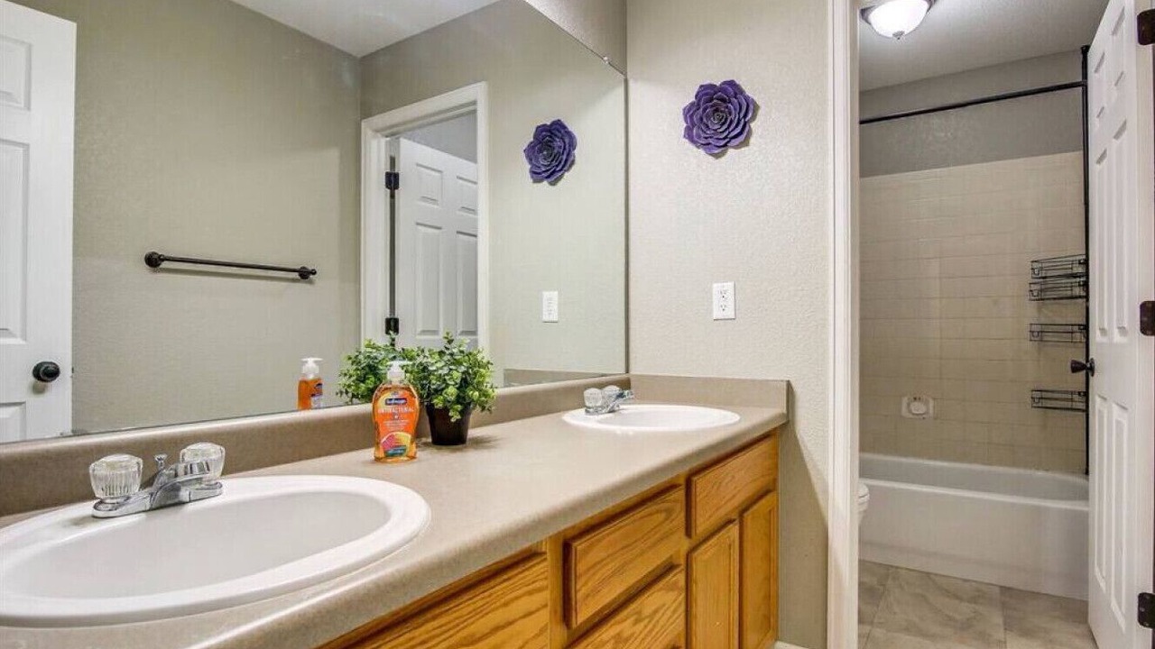 Photo of Bathroom in Commerce City