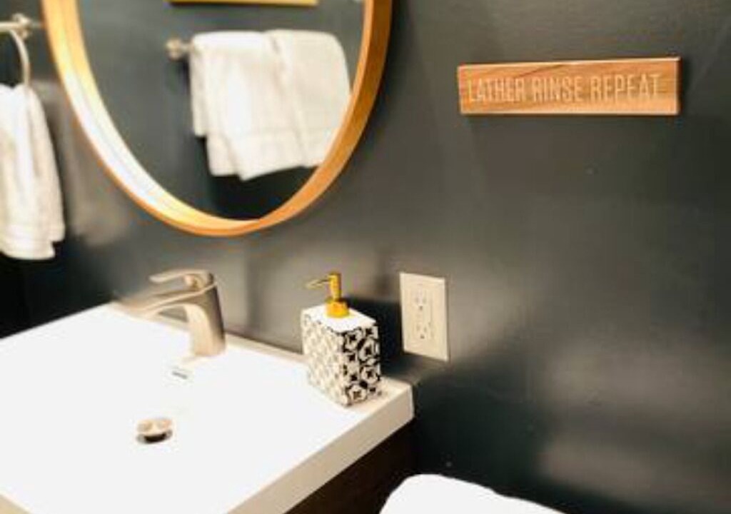 Photo of Bathroom in Dundee-Happy Hollow Historic District
