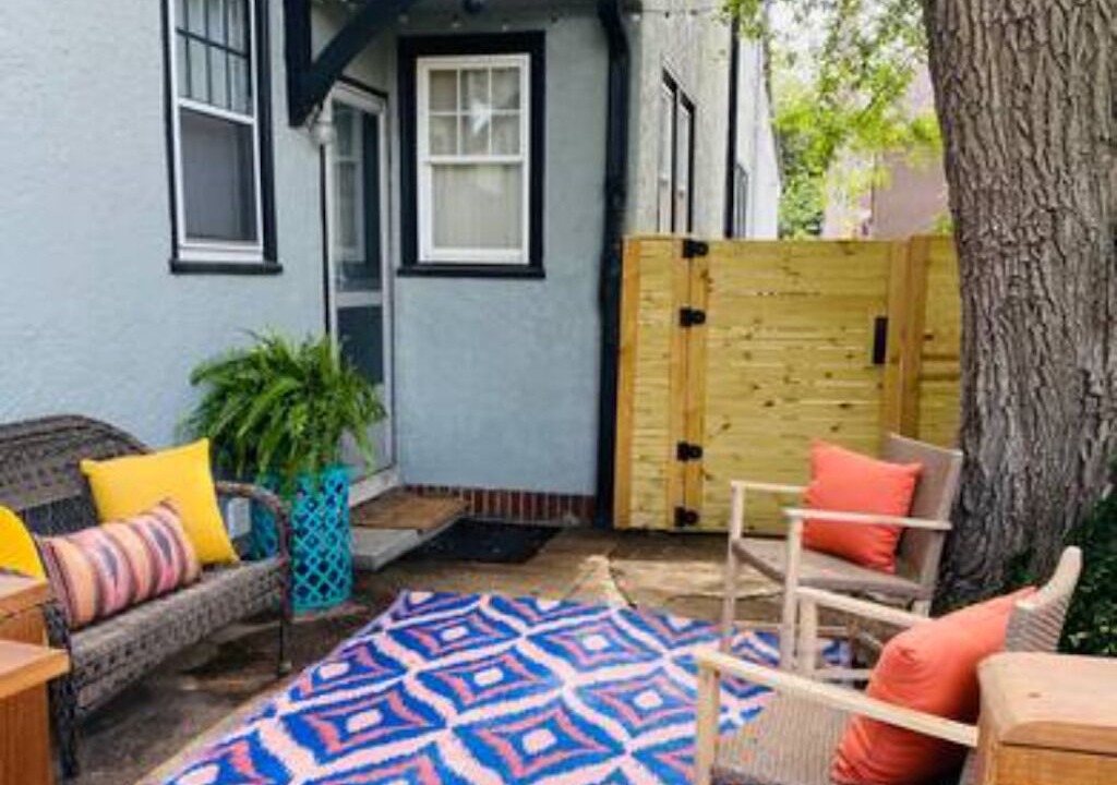 Photo of Patio Balcony in Dundee-Happy Hollow Historic District