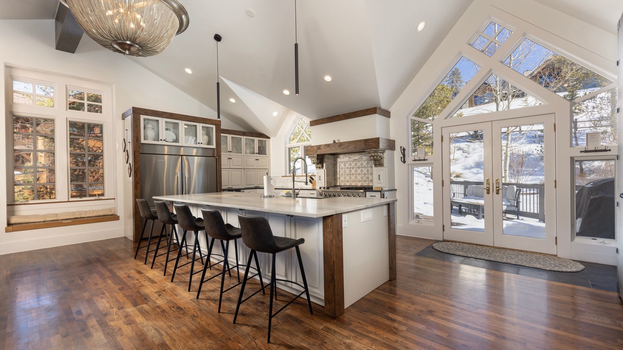 Photo of Kitchen in Historic District