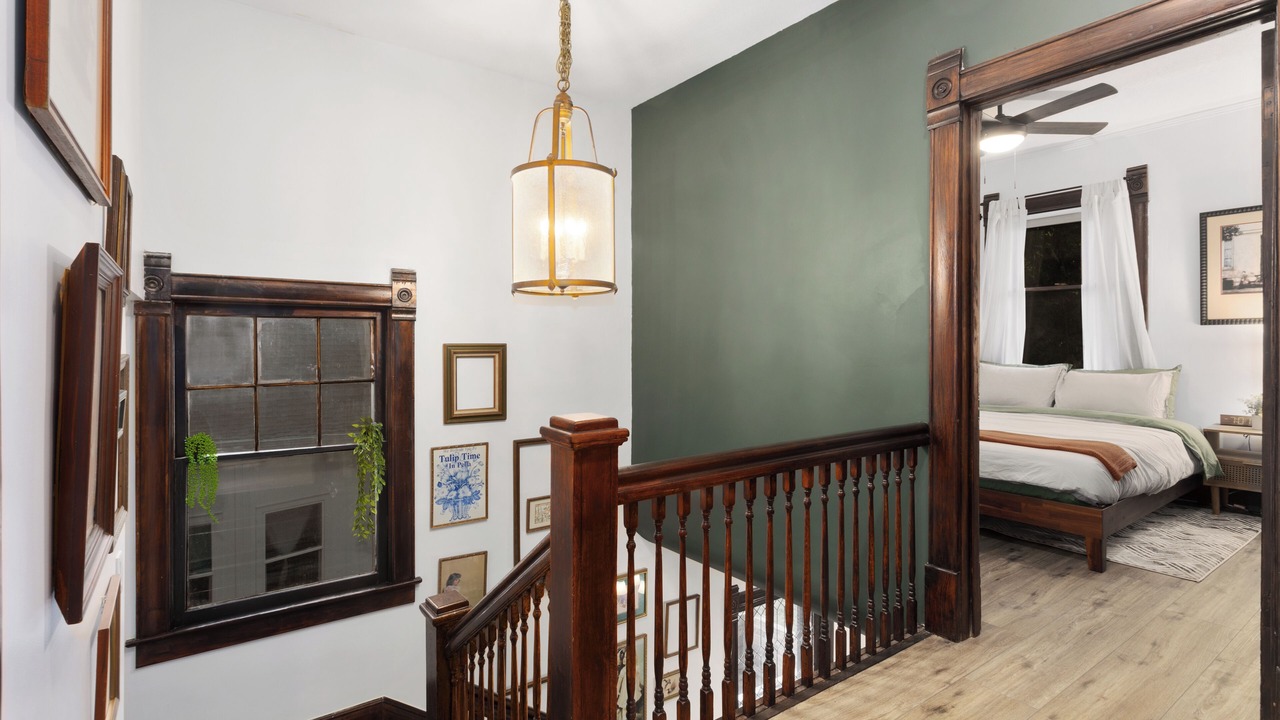 Photo of Bedroom in Southmoreland