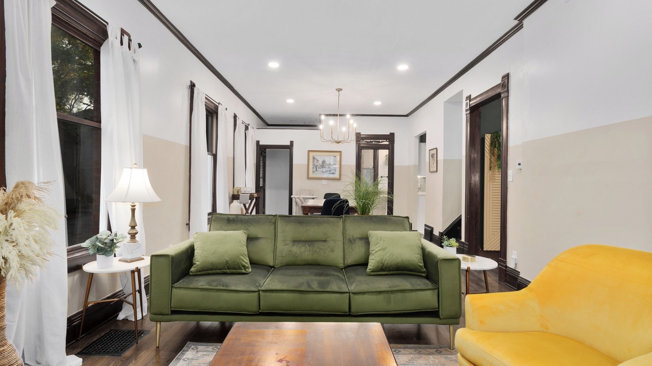Photo of Livingroom in Southmoreland