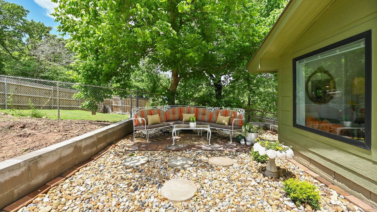 Photo of Outdoor in Eucha