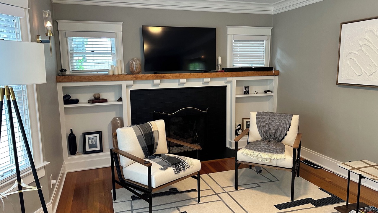 Photo of Livingroom in South Kansas City
