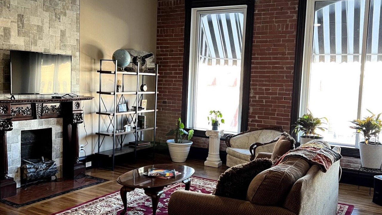 Photo of Livingroom in Chanute