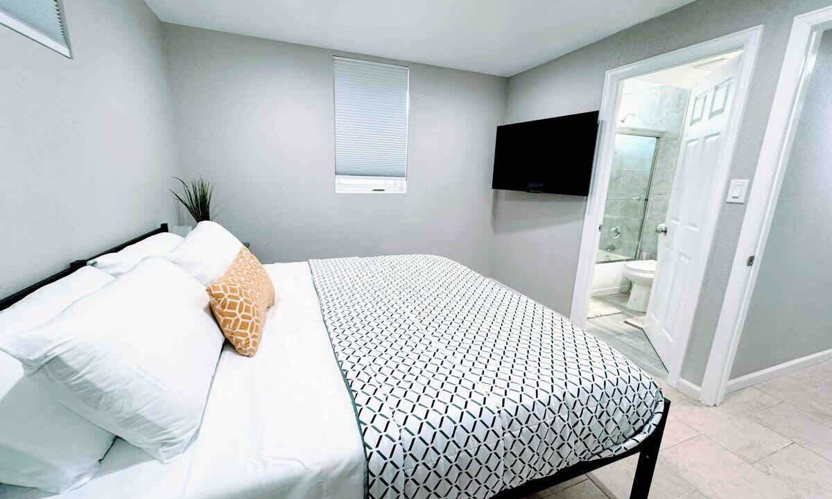 Photo of Bedroom in Dupont