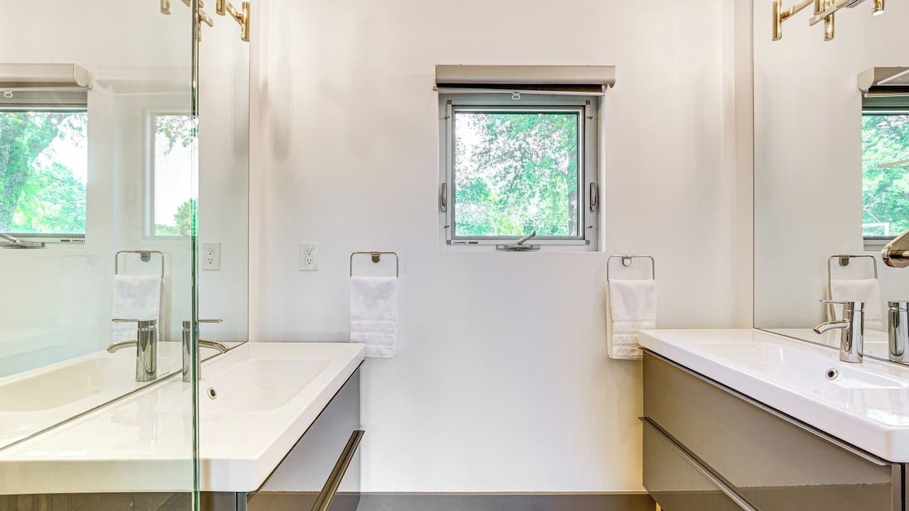 Photo of Bathroom in Bucyrus