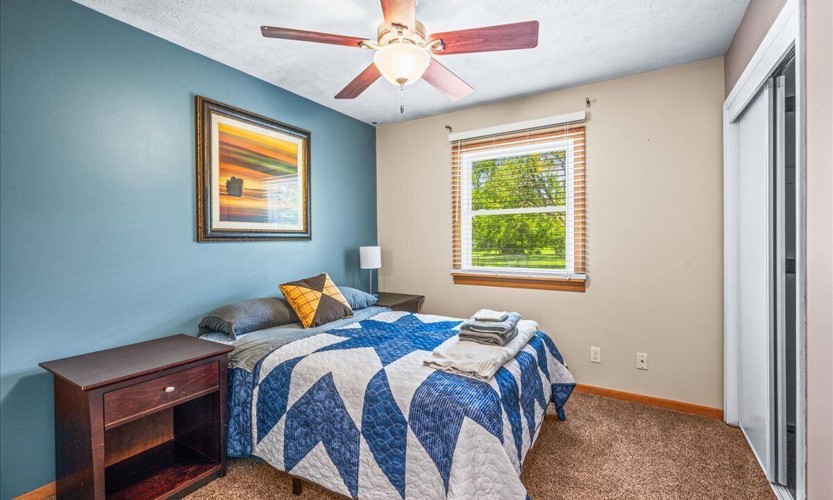 Photo of Bedroom in South Central Omaha
