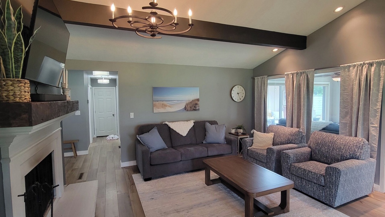 Photo of Livingroom in Sioux Falls