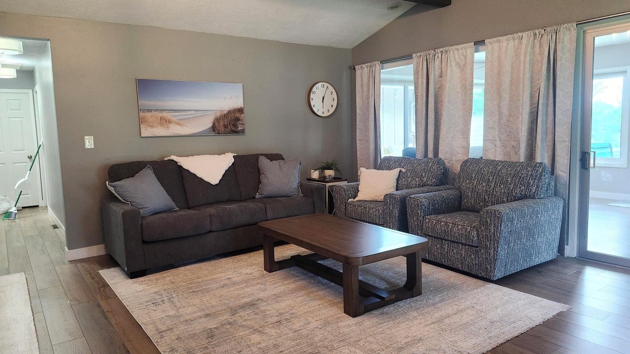 Photo of Livingroom in Sioux Falls