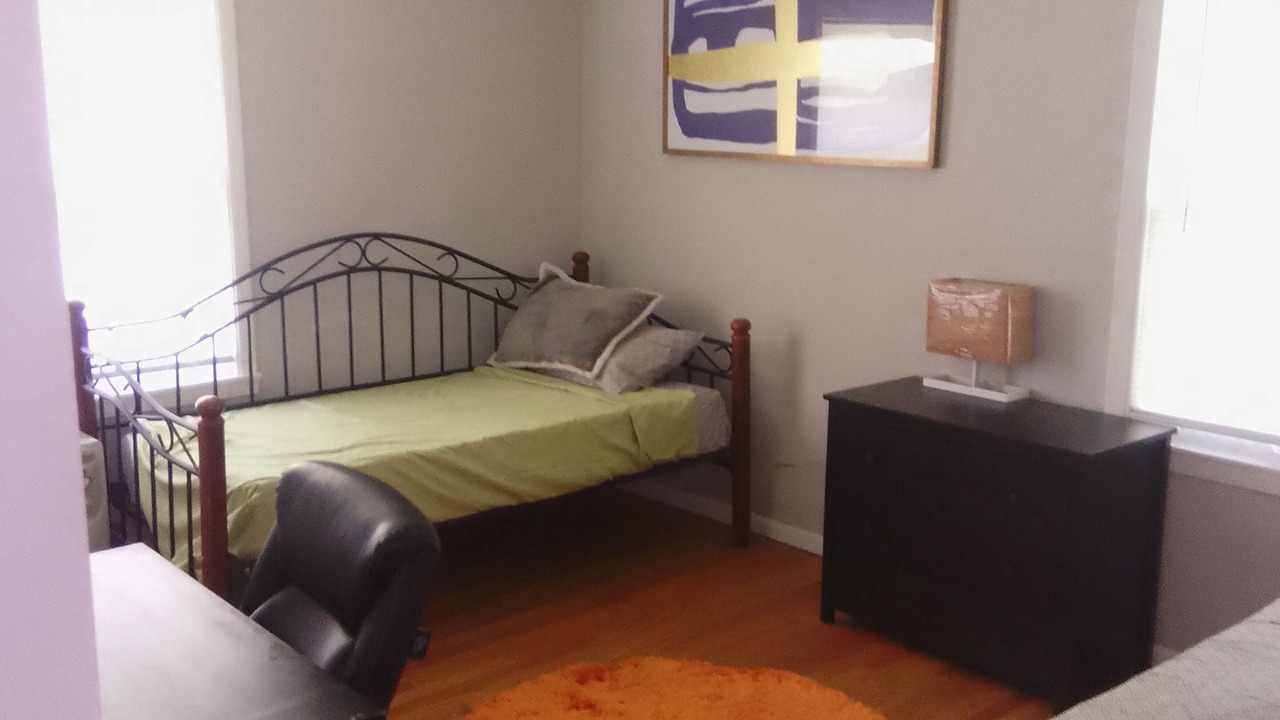 Photo of Bedroom in Raytown