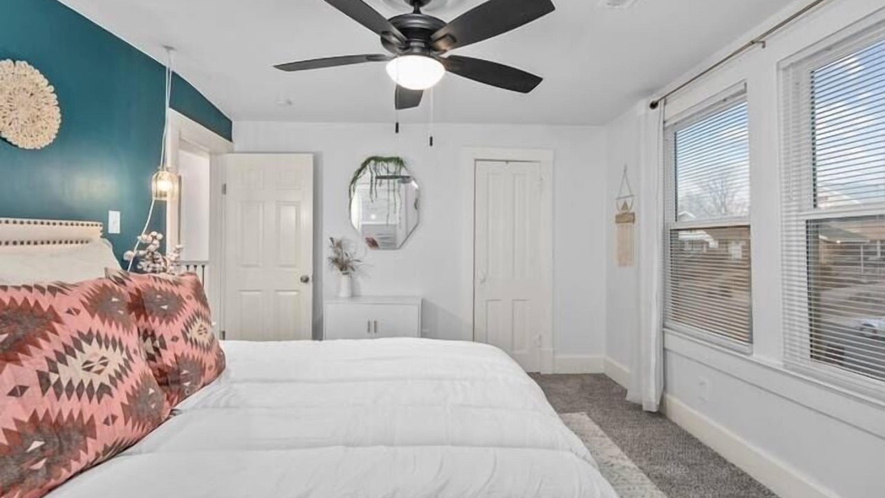 Photo of Bedroom in South Kansas City