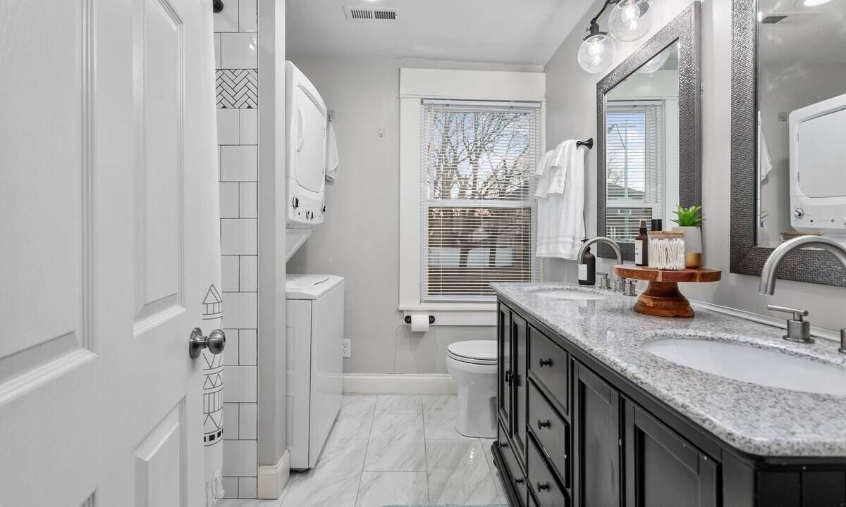Photo of Bathroom in South Kansas City