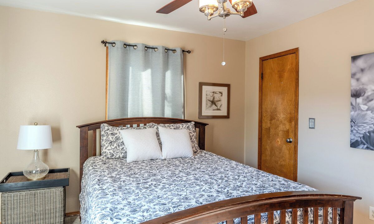 Photo of Bedroom in Northwest Colorado Springs
