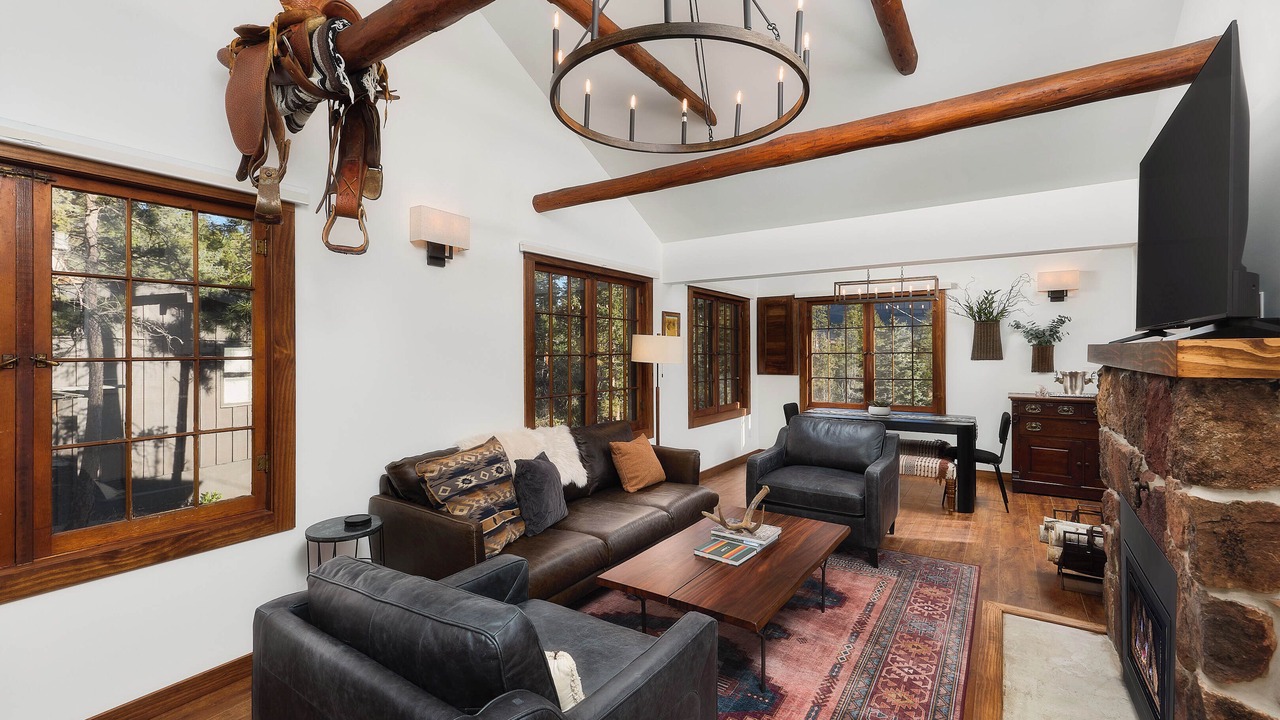 Photo of Livingroom in Cascade-Chipita Park