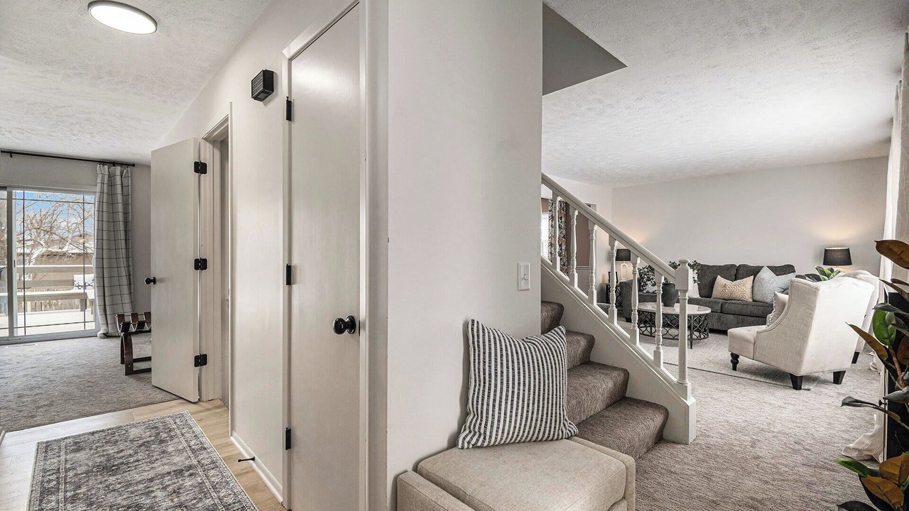 Photo of Livingroom in West Omaha