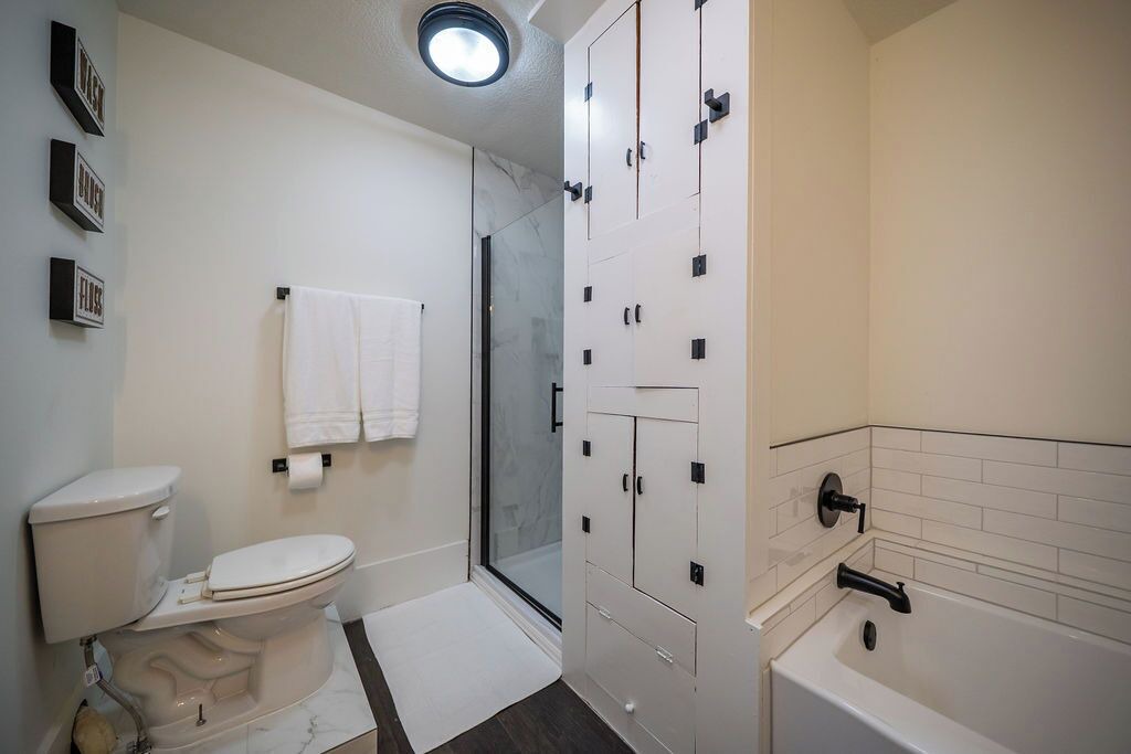 Photo of Bathroom in Lawrence