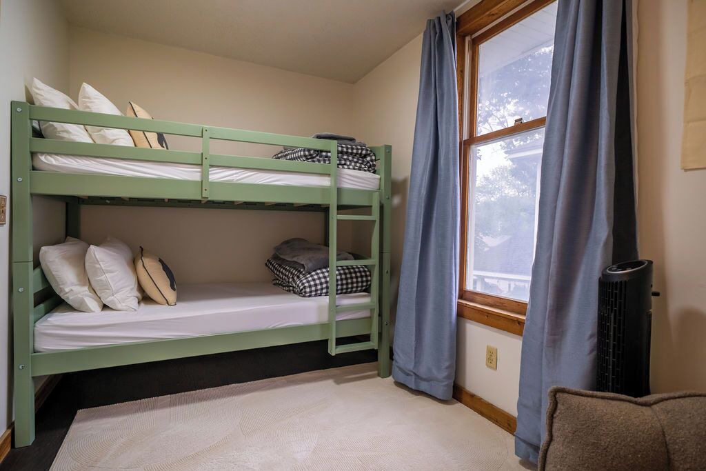 Photo of Bedroom in Lawrence