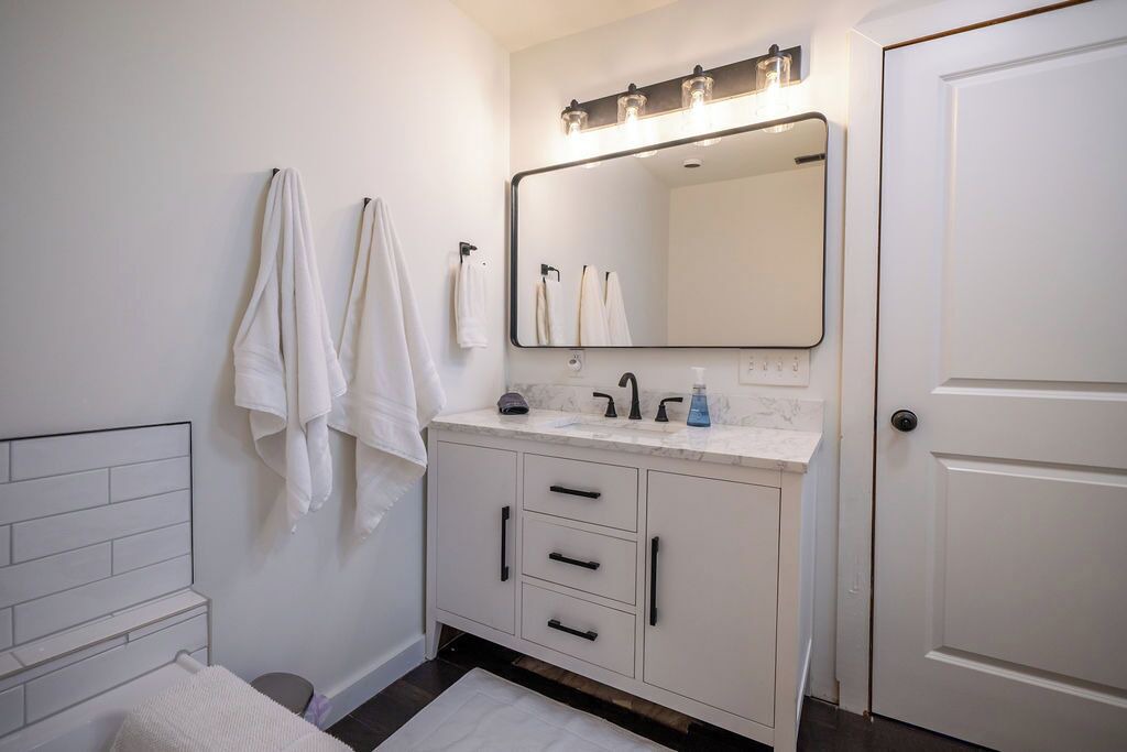 Photo of Bathroom in Lawrence
