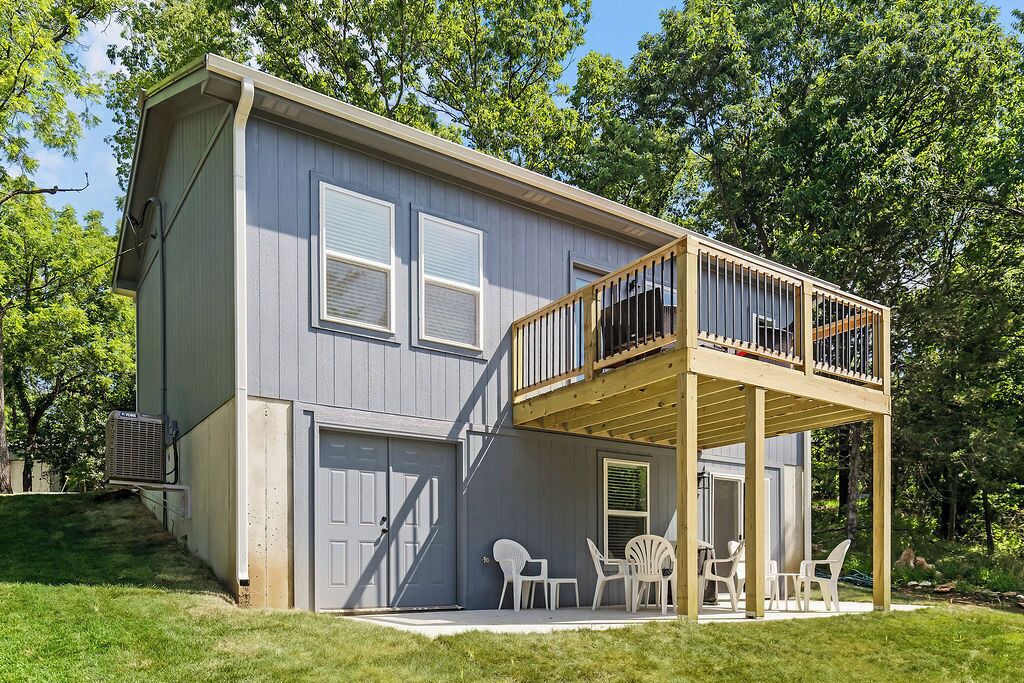 Photo of Outdoor in Linn Valley