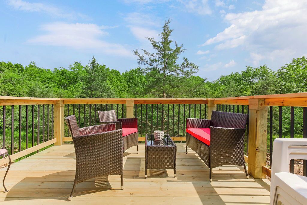 Photo of Outdoor in Linn Valley