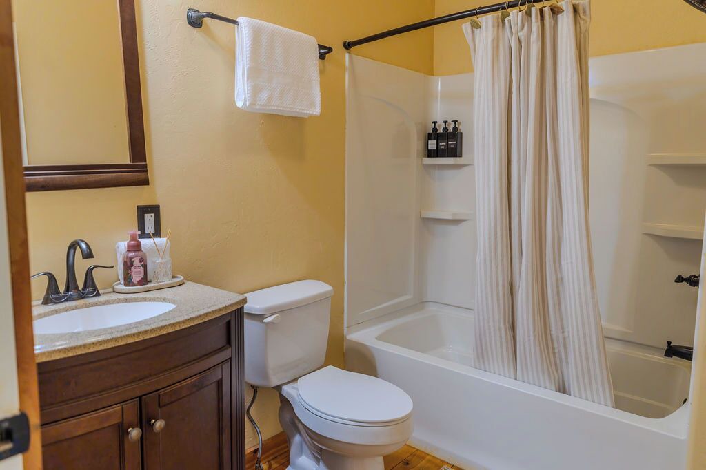 Photo of Bathroom in Dubois