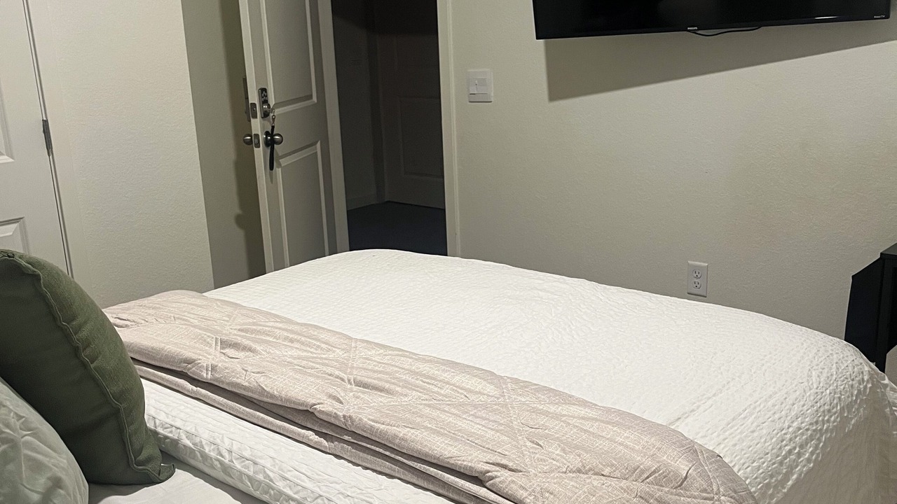 Photo of Bedroom in Watkins