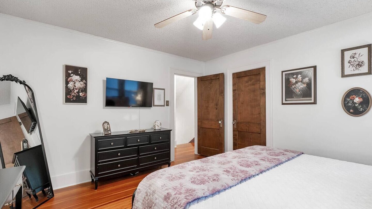Photo of Bedroom in College Hill