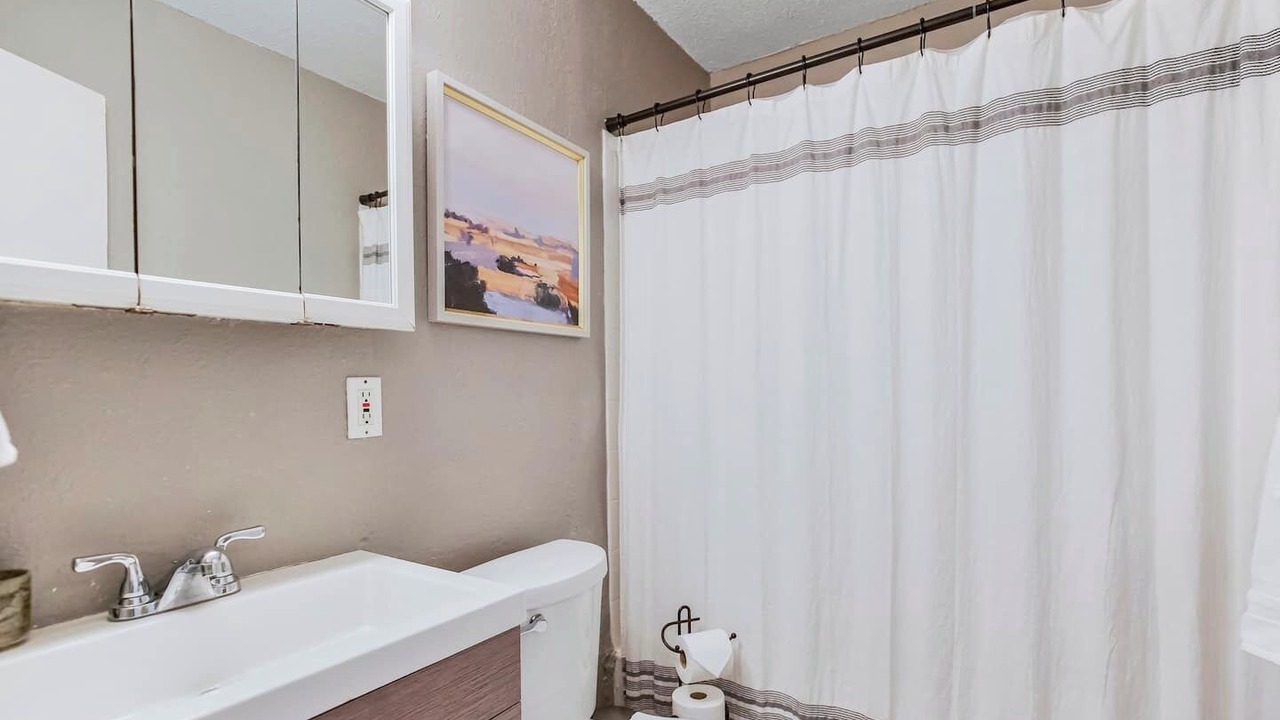 Photo of Bathroom in Prairie Village