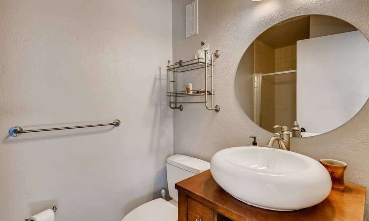 Photo of Bathroom in Old North Boulder