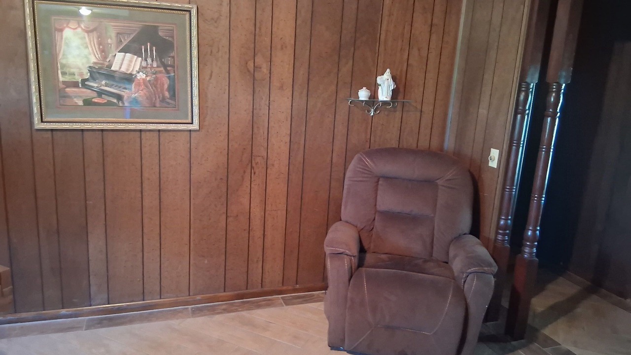 Photo of Others in Iola