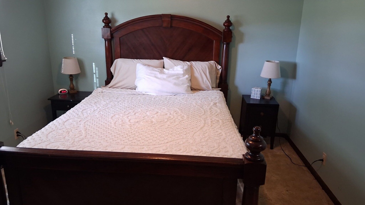 Photo of Bedroom in Iola