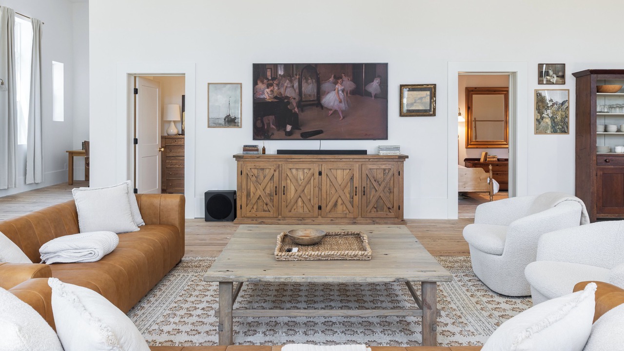 Photo of Livingroom in Ashland