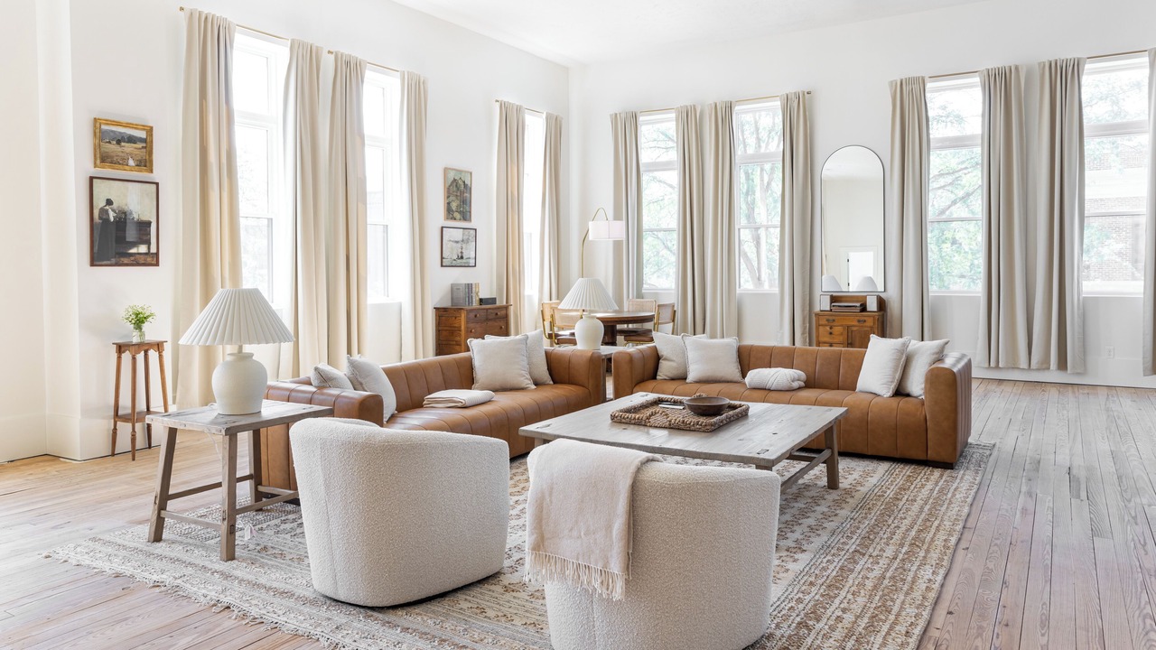 Photo of Livingroom in Ashland