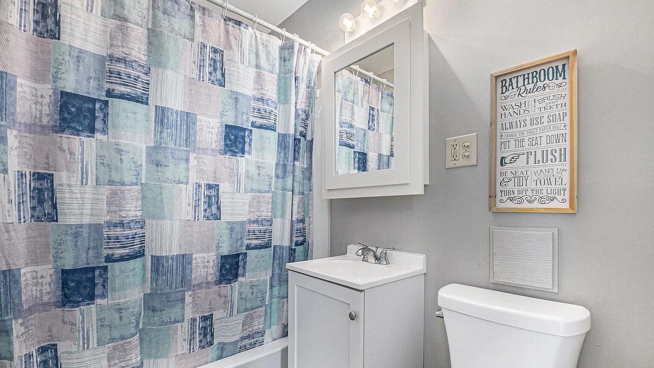 Photo of Bathroom in South Central Omaha