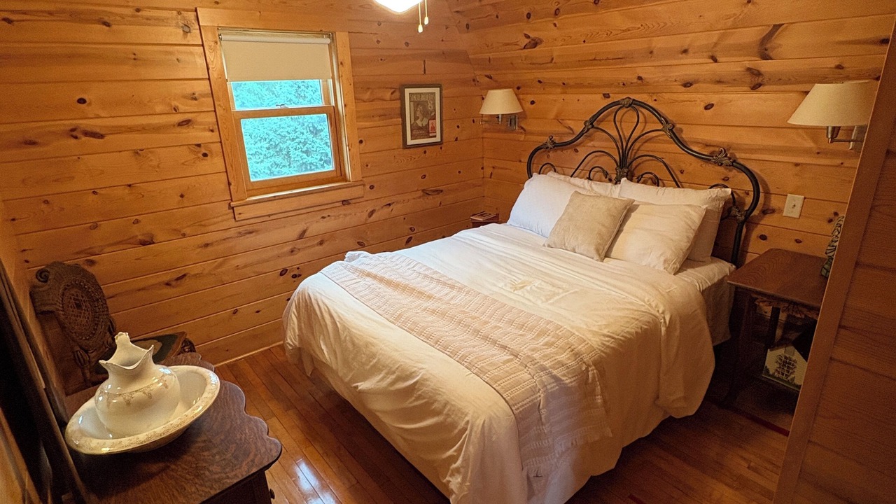 Photo of Bedroom in Hartington