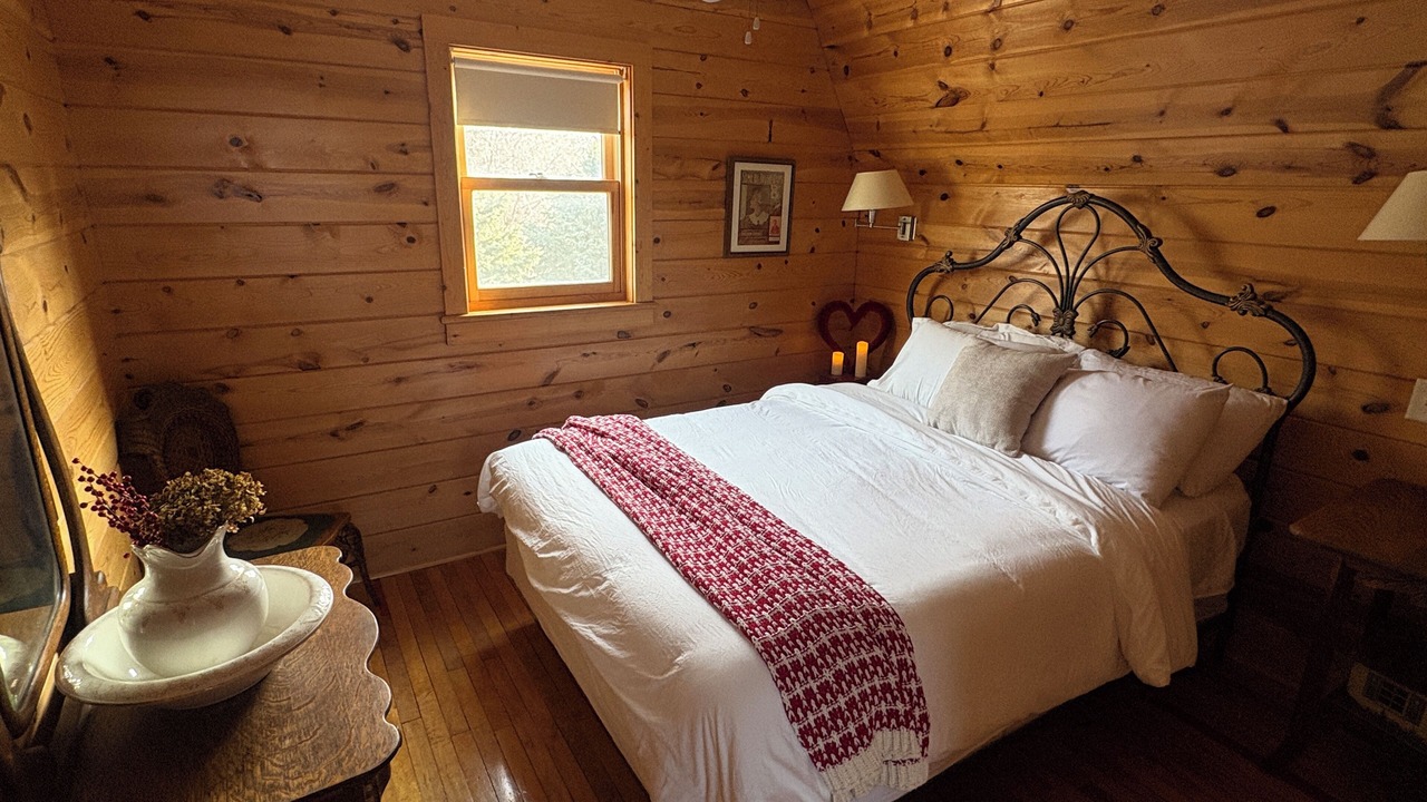 Photo of Bedroom in Hartington